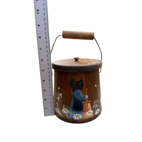 Vintage Milkmaid Handpainted Wooden Kitchen Wall Art and Bucket - Picture 2 of 6